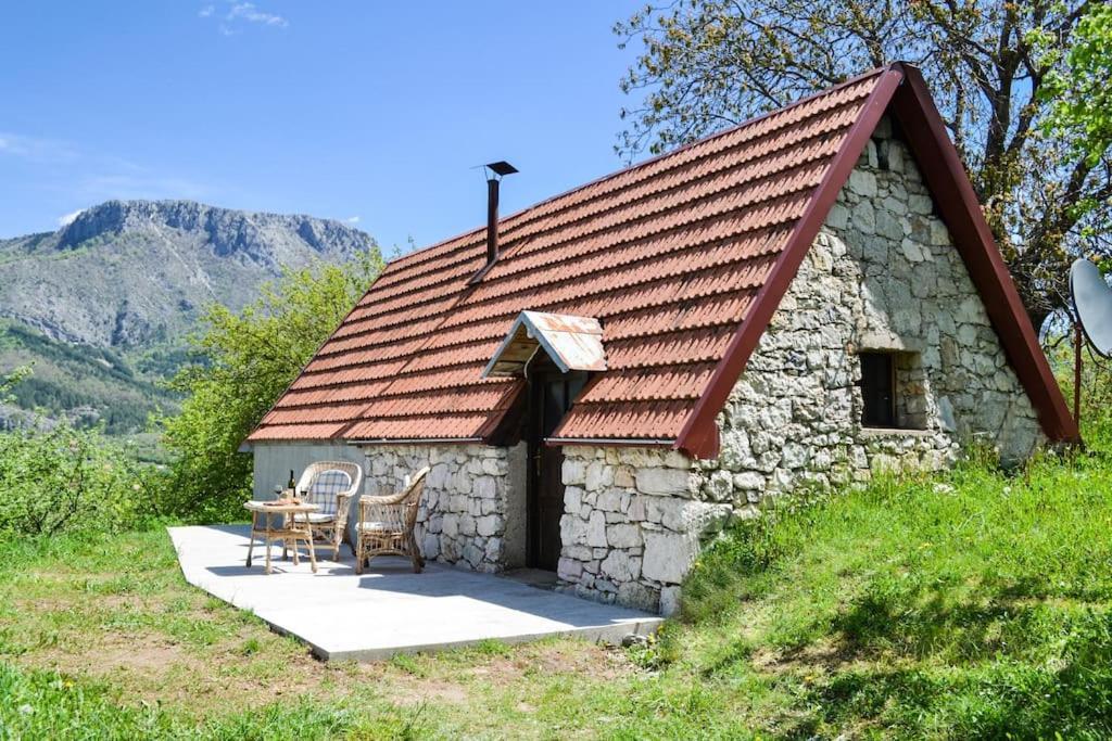 Grandma'S Hut Villa Nikšić Dış mekan fotoğraf